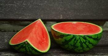 要谨慎吃瓜,揭秘网络舆论背后的真相与风险