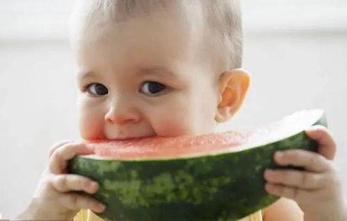 吃瓜小孩和哥哥,吃瓜小孩与哥哥的欢乐时光